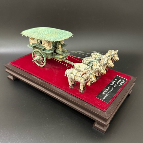 Vintage Asian Chinese Emperor Qin Shi Huang Metal Miniature Horse Bronze Chariot